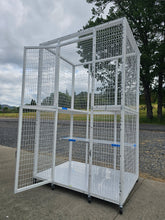 Load image into Gallery viewer, KITTY CONDO MODEL 515