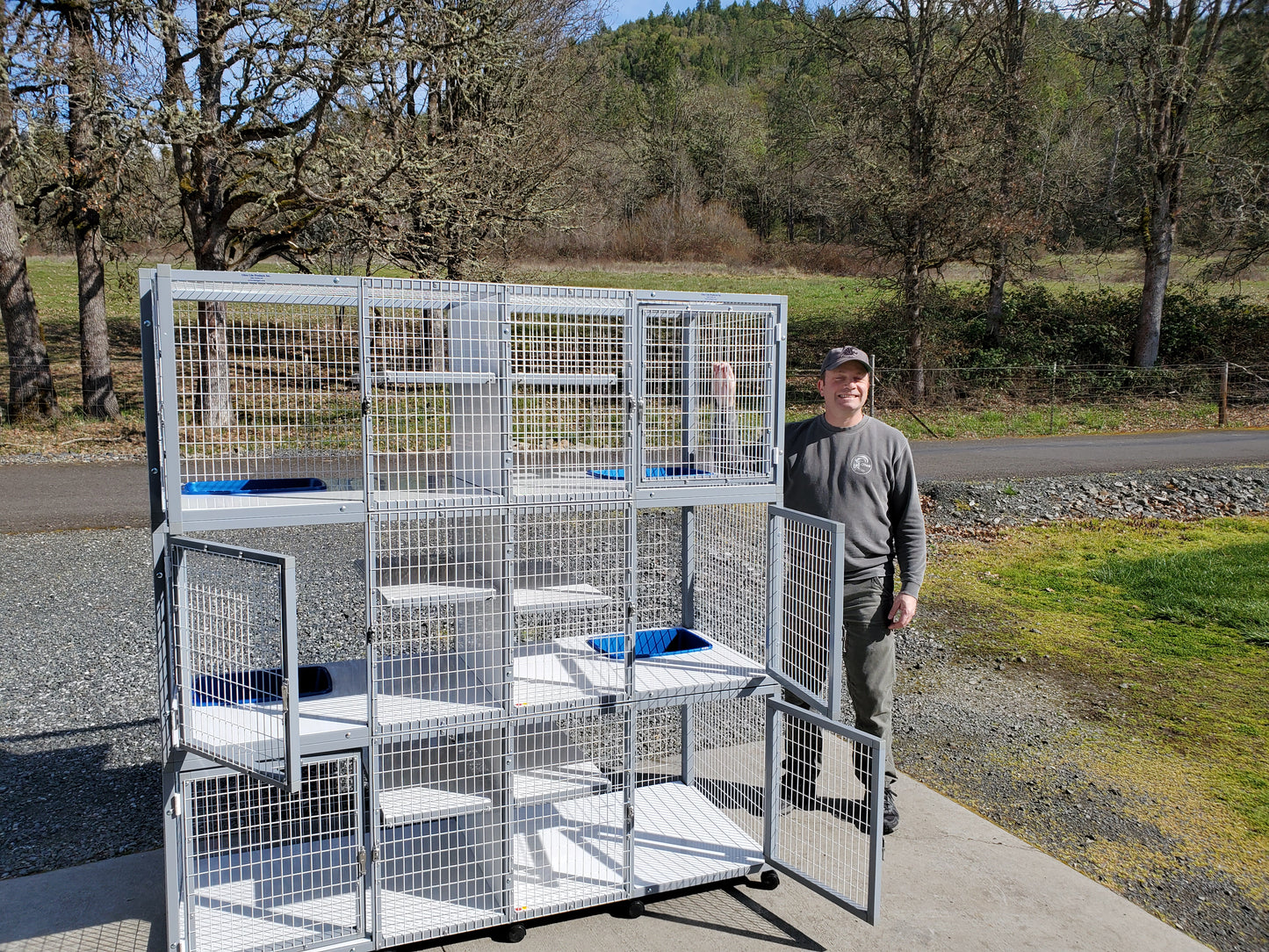 KITTY CONDO MODEL 490