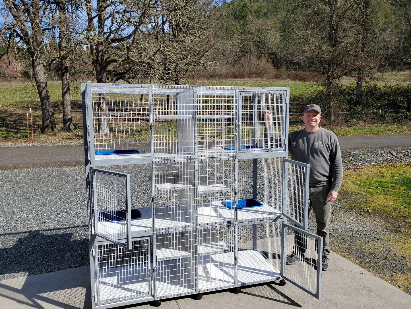 KITTY CONDO MODEL 490