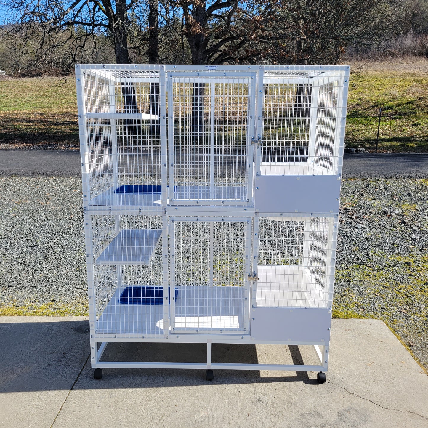 KITTY CONDO MODEL 520-K