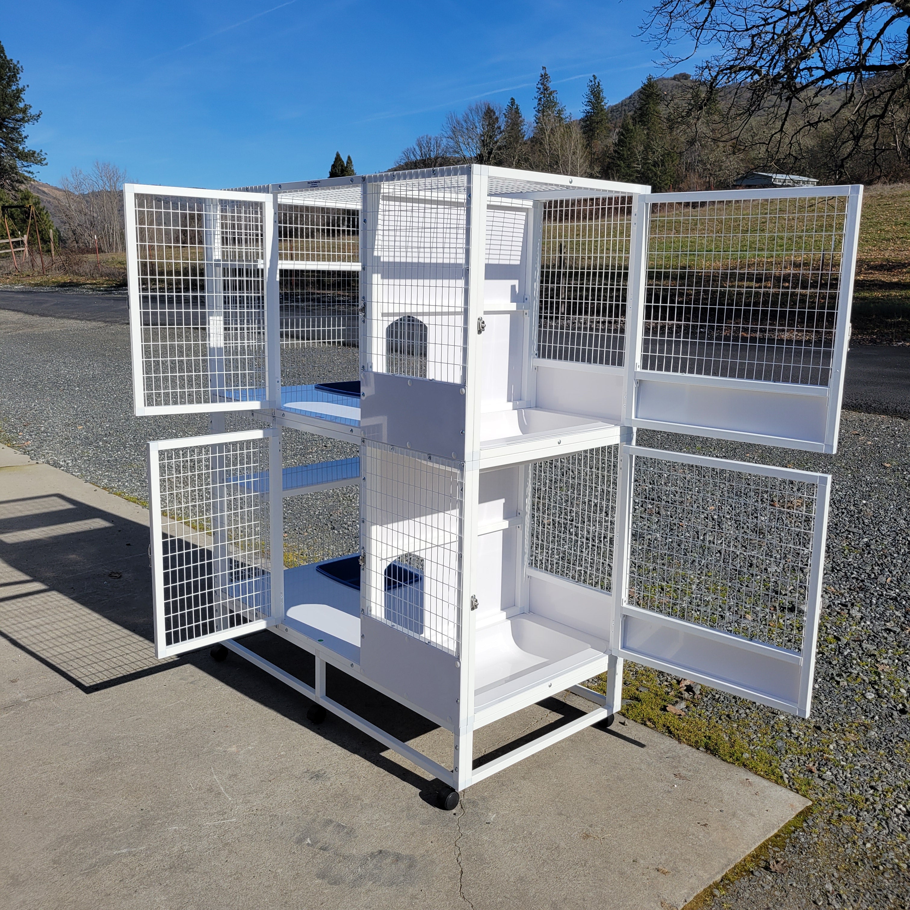 KITTY CONDO MODEL 520-K – My Pet Cages