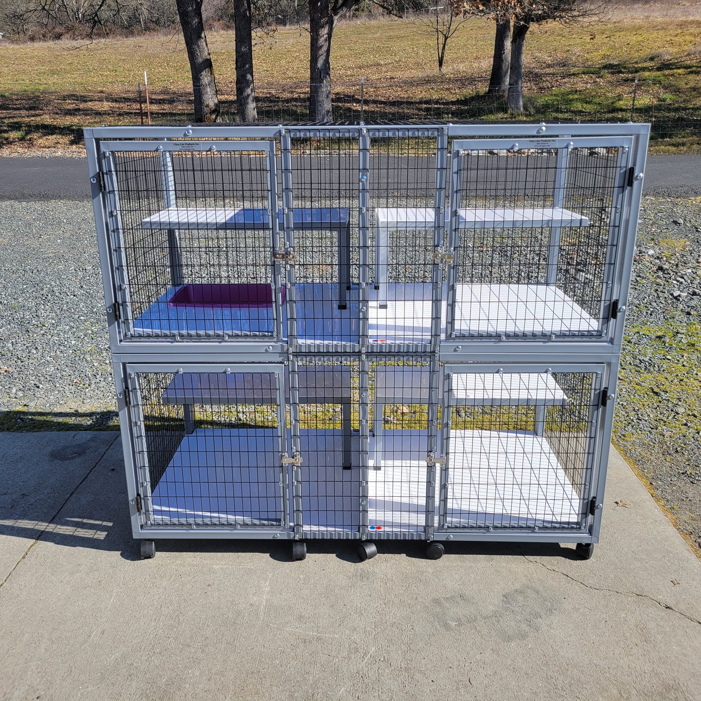 KITTY CONDO MODEL 440