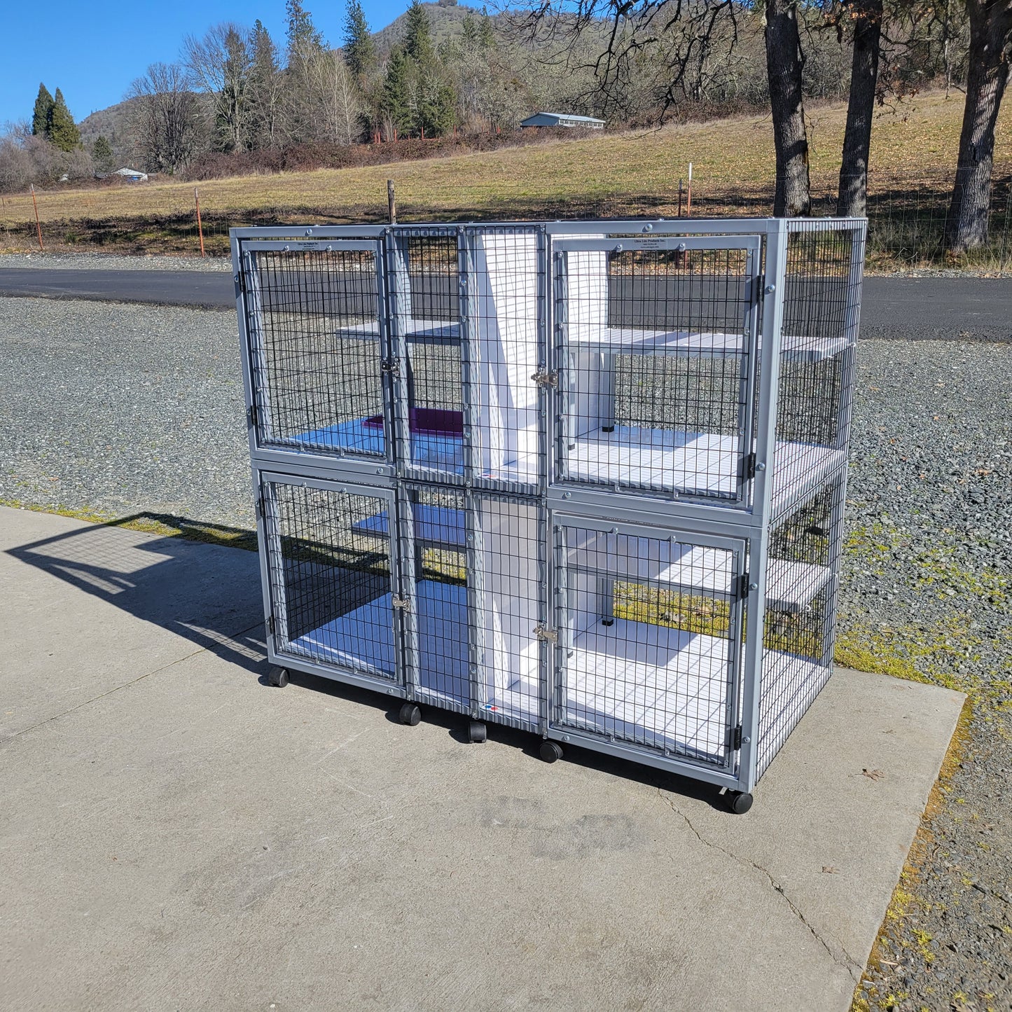 KITTY CONDO MODEL 440