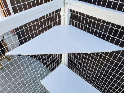 Corner Shelf - plastic