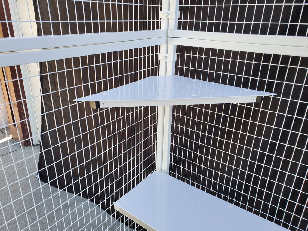 Corner Shelf - plastic