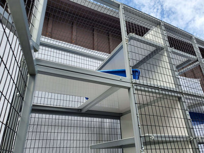 KITTY CONDO MODEL 490