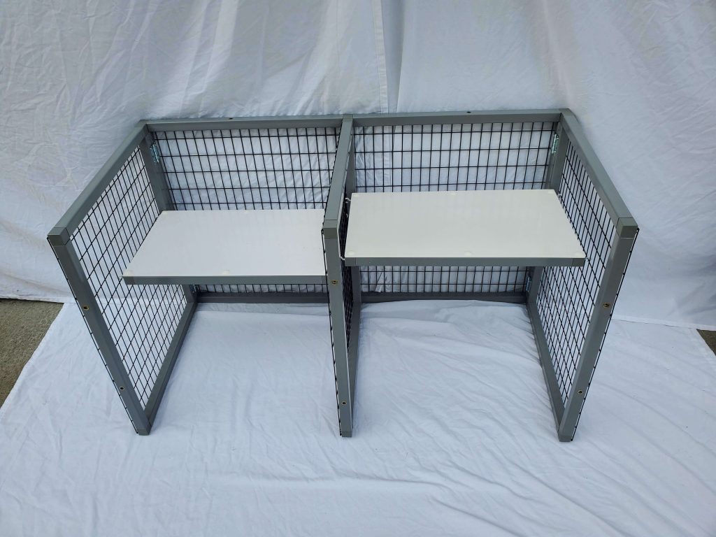 SHOW CAGE MODEL 220